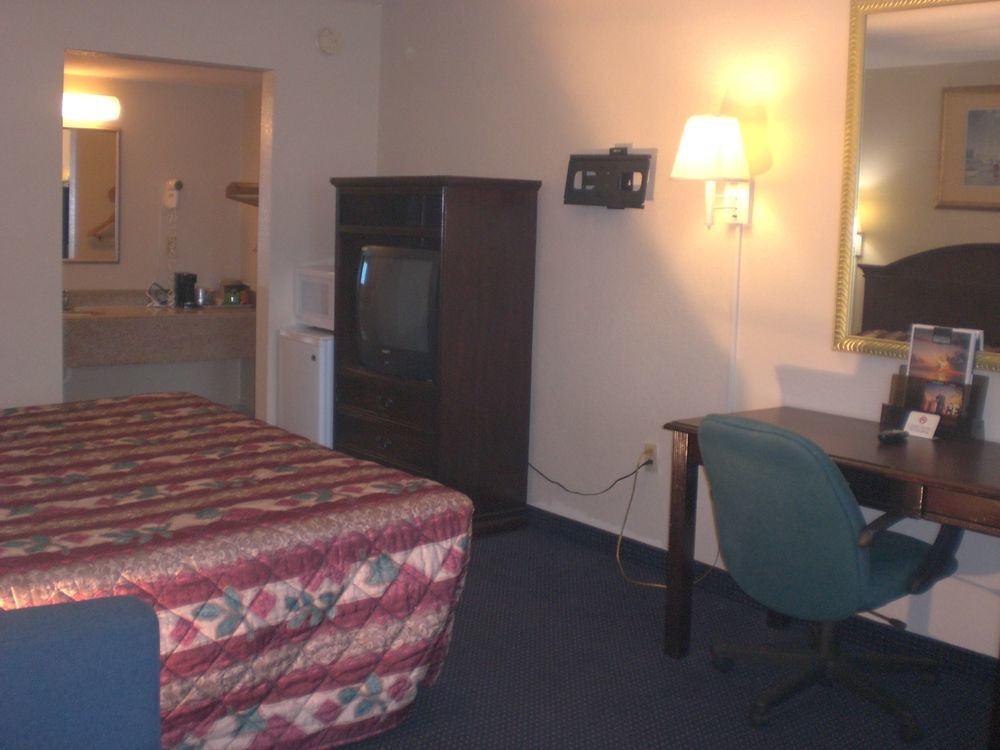 Executive Garden Titusville Hotel ภายนอก รูปภาพ