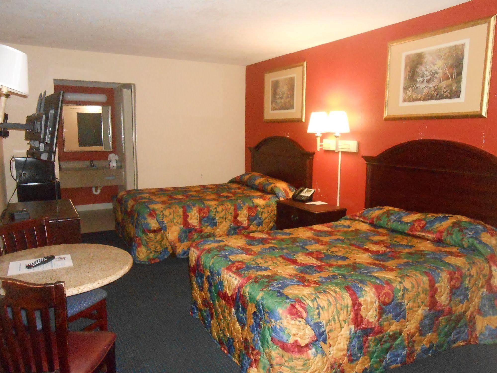 Executive Garden Titusville Hotel ภายนอก รูปภาพ