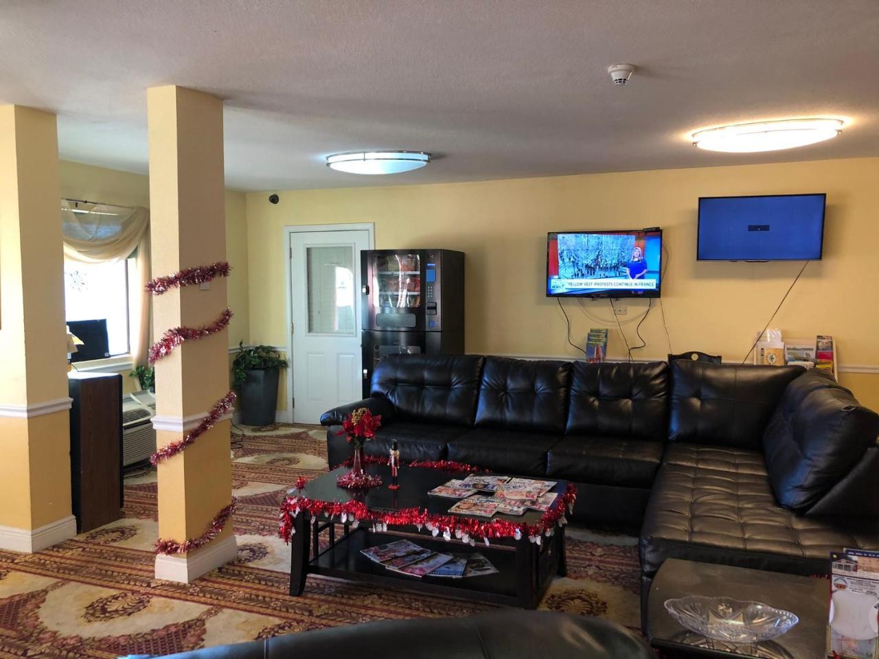 Executive Garden Titusville Hotel ภายนอก รูปภาพ